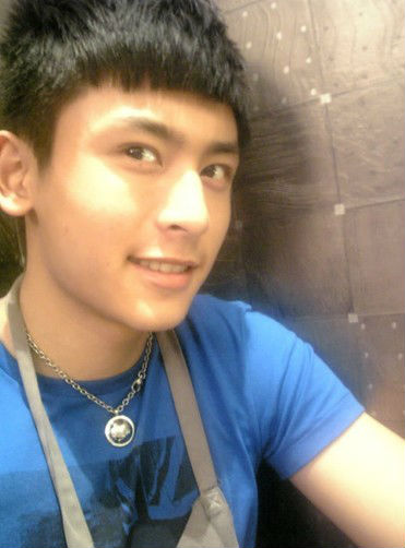 (转帖,来自百度帅哥吧)很帅的哥哥诶,颜控、搅