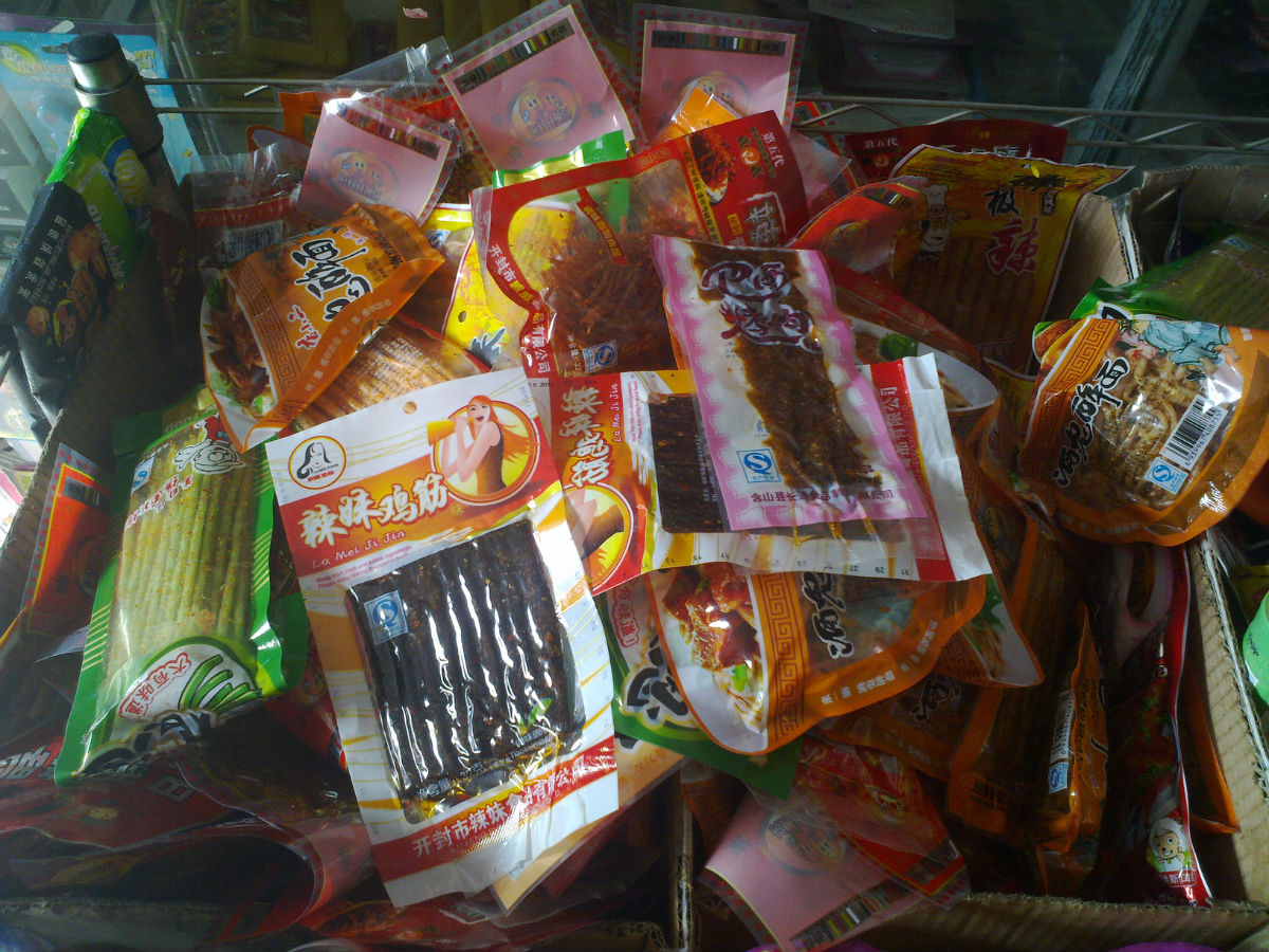 【曦爷】辣条的真实制作过程,圈纸们还想吃么?