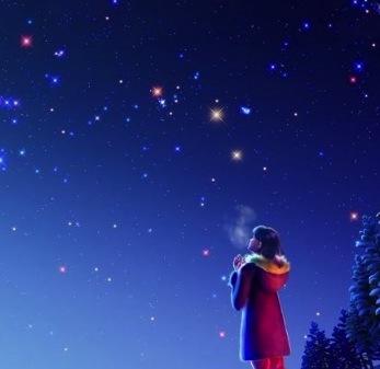 女孩仰望星空的图片