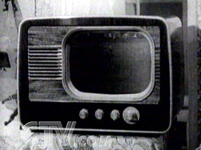 最早的电视机是什么时候发明的啊?是什么样的